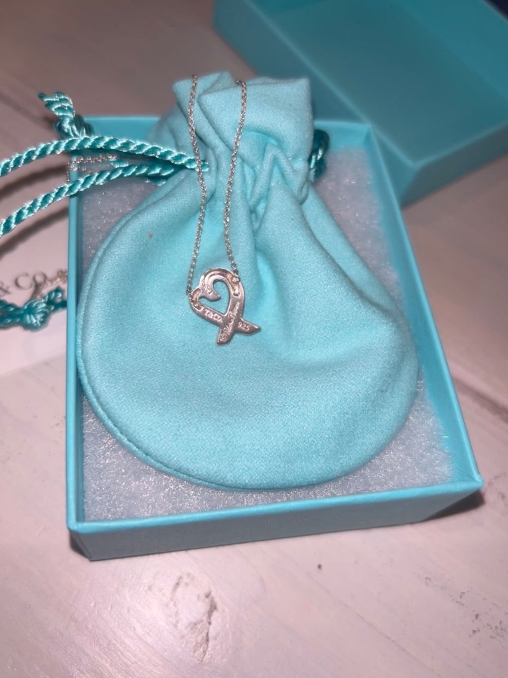 Vintage Tiffany & Co. Paloma Picasso Loving Heart Necklace - Picture 2 of 6